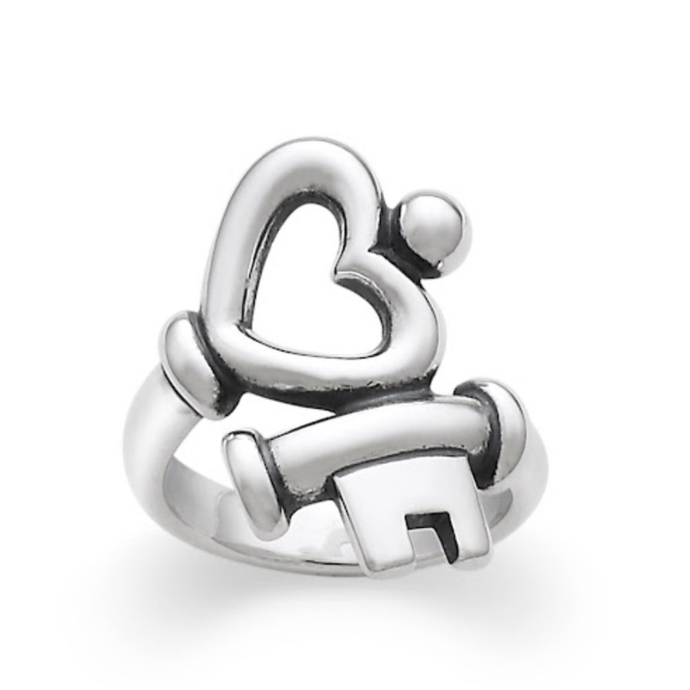 Key to My Heart Ring In Sterling Silver - Size 7